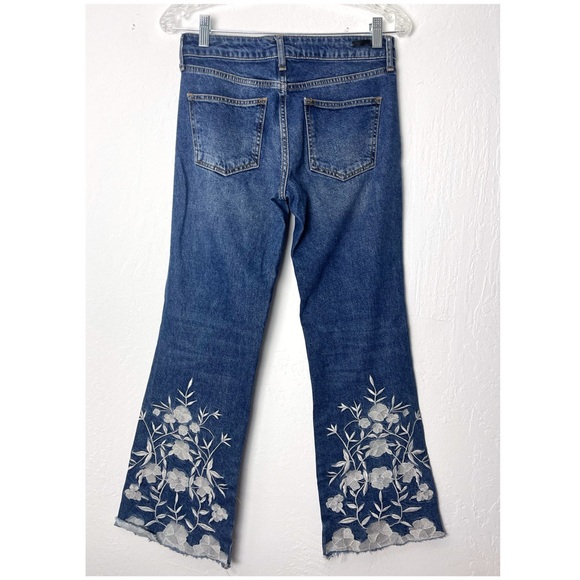 ANTHROPOLOGIE Pilcro Hi Rise Flared Crop Floral Embroidered Blue Jeans Boho 26 - Picture 5 of 9